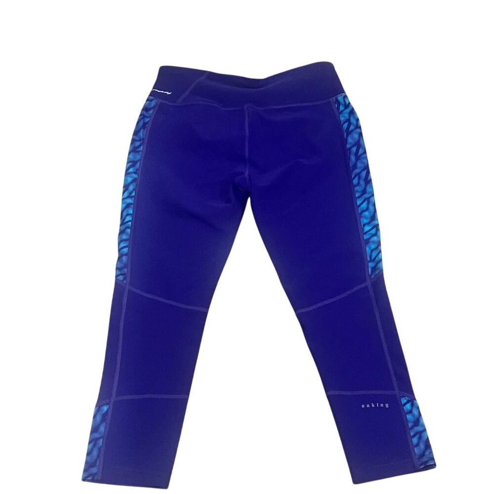 Oakley Women's Blue Capri Leggings Size S with Side Pattern